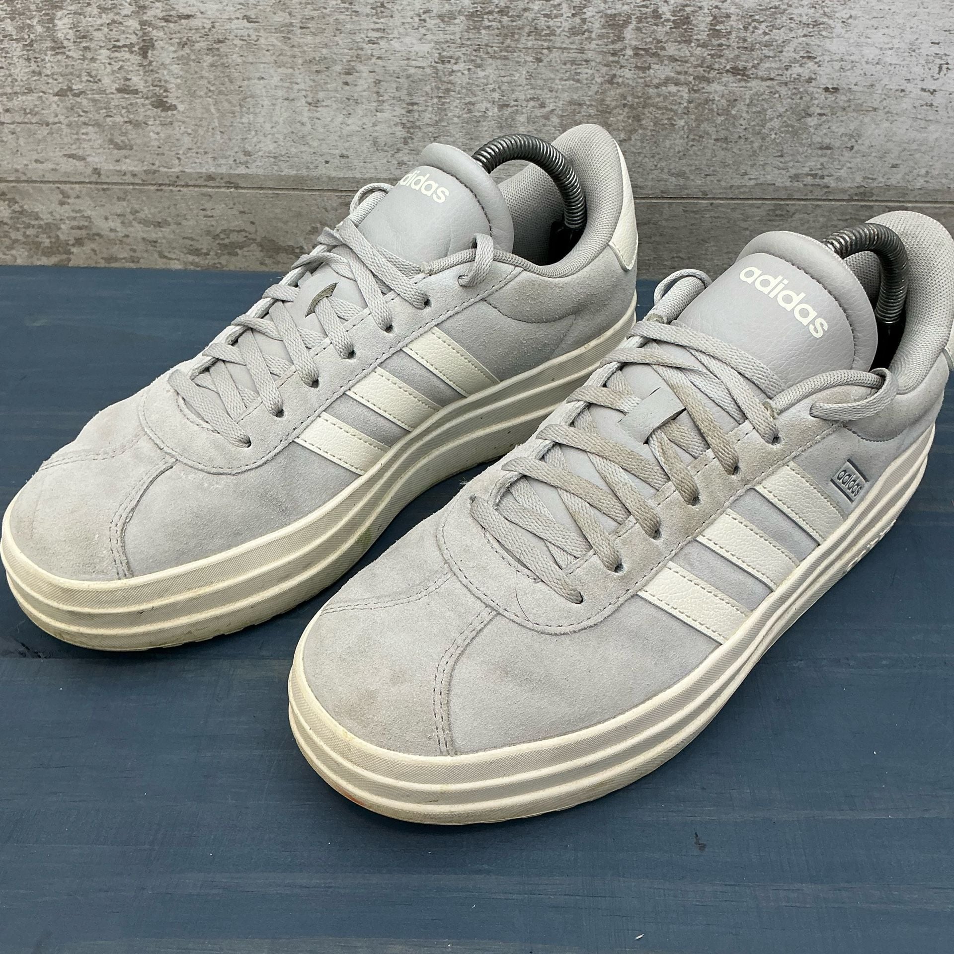 Adidas Vl Court Bold Platform Sneakers In Grey/Off-White Suede Omen’s Us 9.5